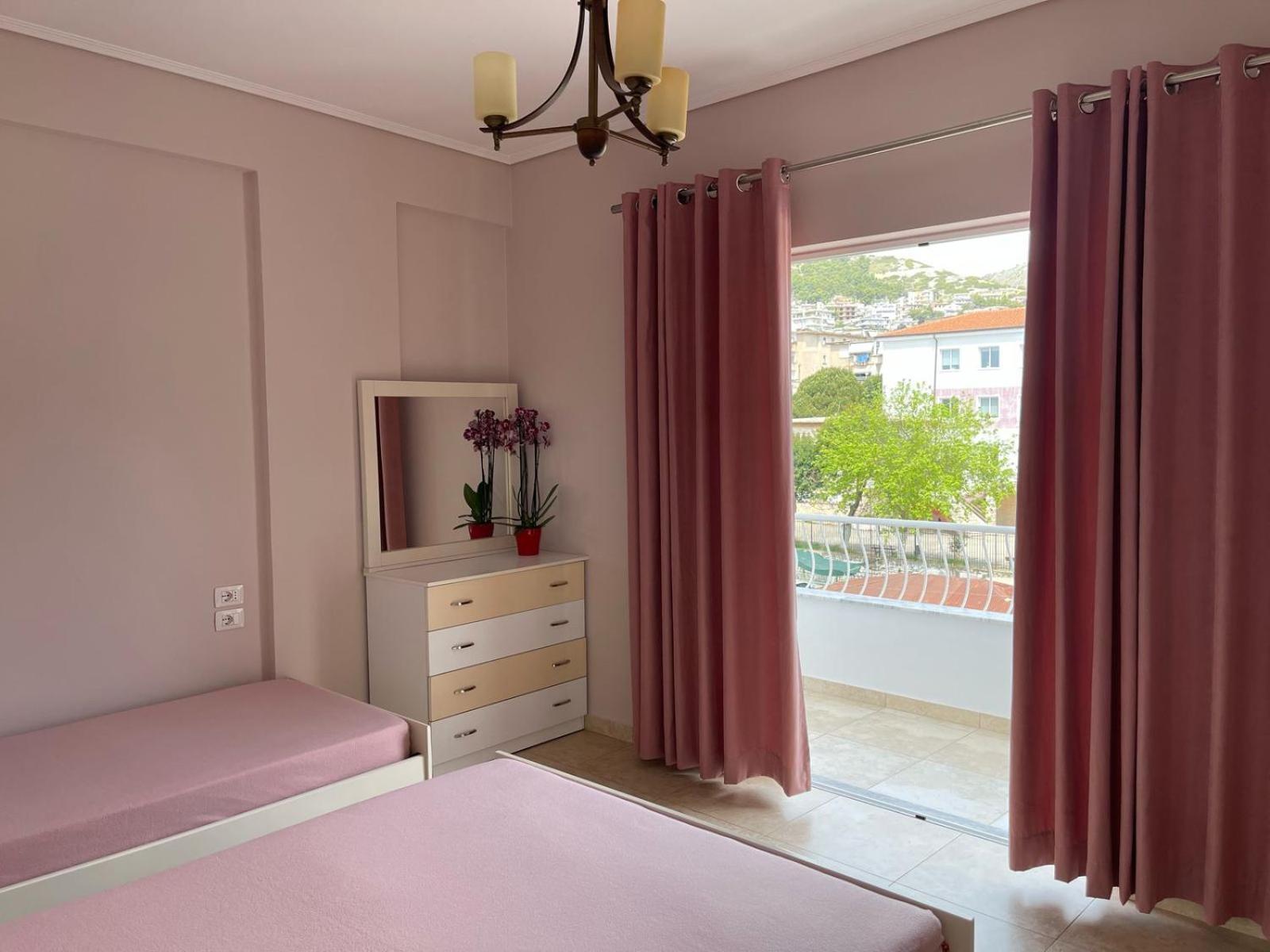 Linda Home Sarandë Esterno foto