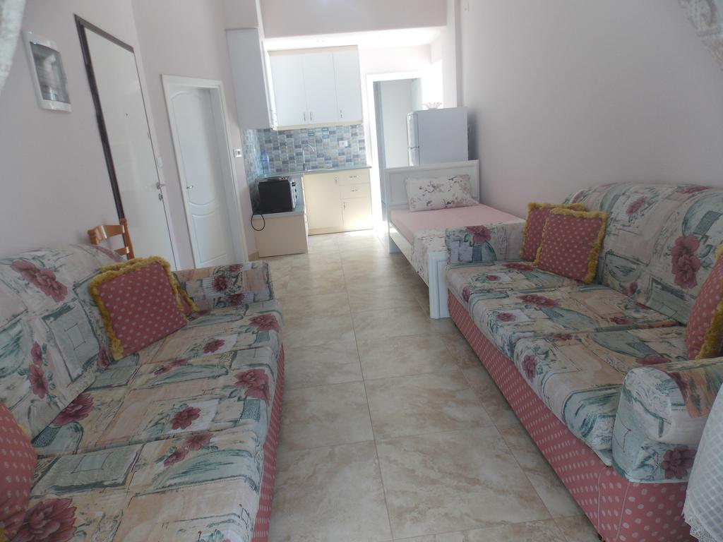 Linda Home Sarandë Esterno foto
