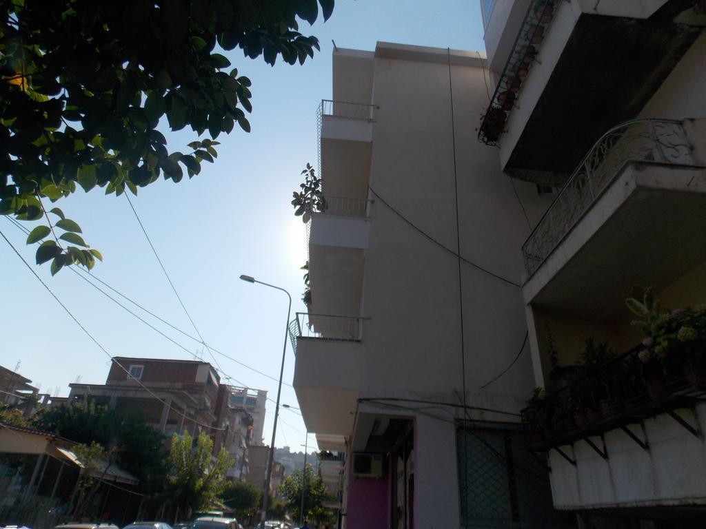 Linda Home Sarandë Esterno foto