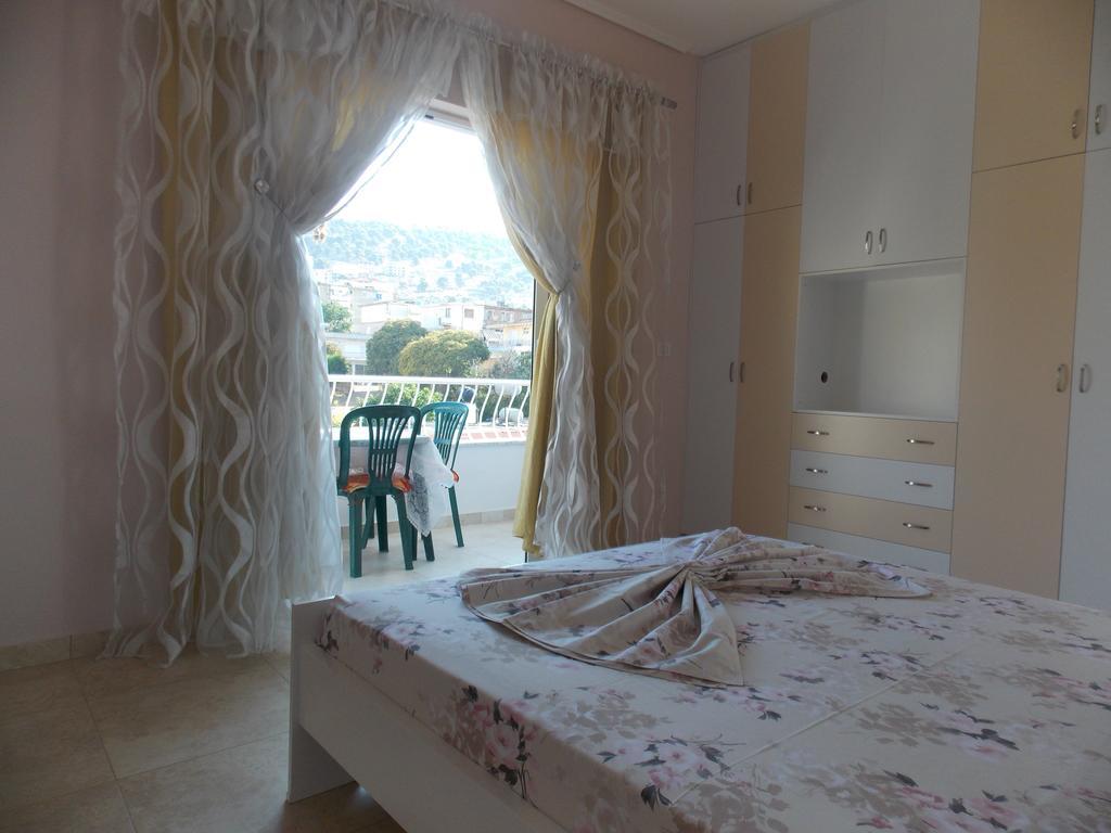 Linda Home Sarandë Esterno foto
